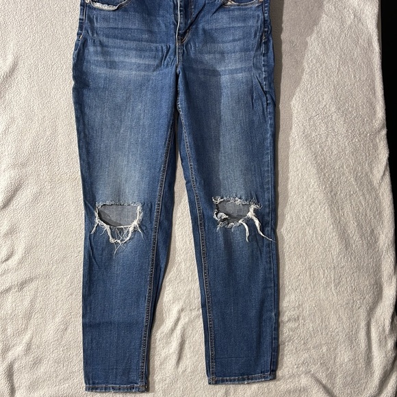 Maurice Jeans - Picture 2 of 4